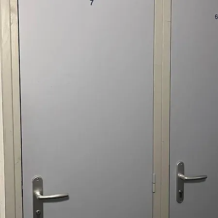 Apartment Cosy A Avec Terrasse Et Local A - Fr-1-812-84 Cauterets